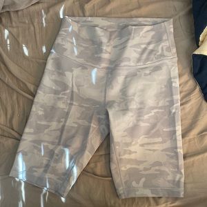 Lululemon biker shorts